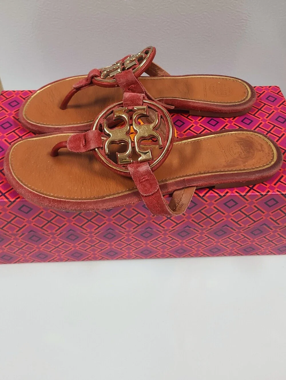 Tory Burch Designer Metal Miller Suede red sandals Gold logo Sandal 6.5